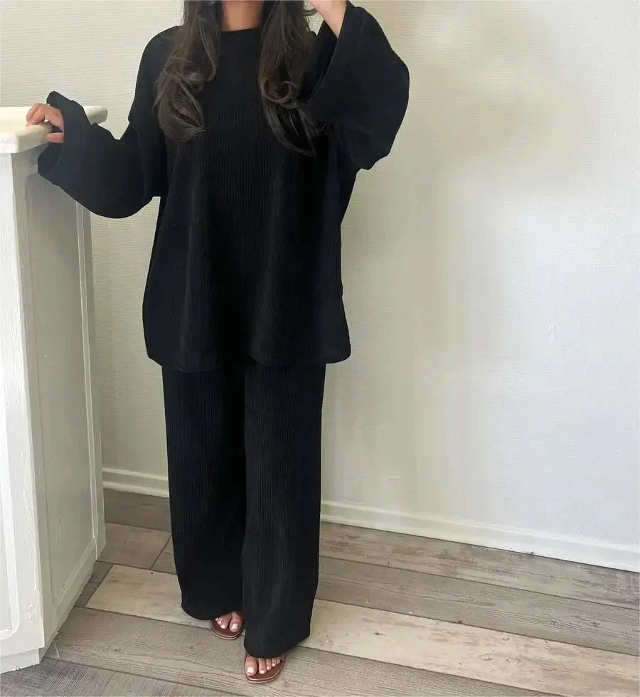 Malvie | Geripptes Loungewear-Set