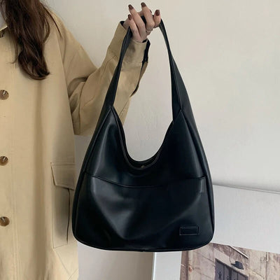 Jolina | Geräumige Crossbody-Umhängetasche