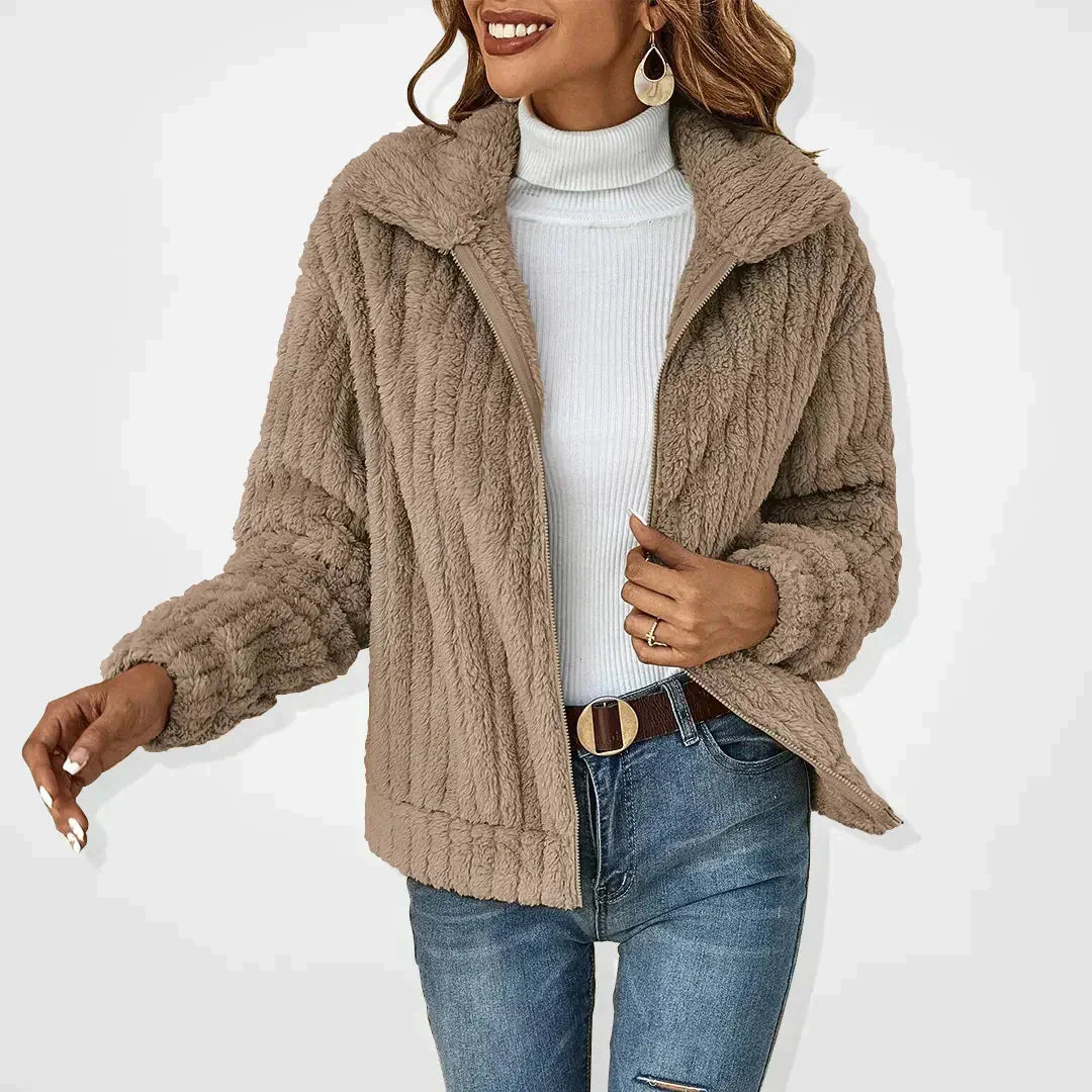 Elvarin | Gerippte, gemütliche Jacke mit Reißverschluss