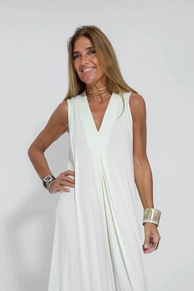 Zarelle | Flowing V-Neck Maxi Dress