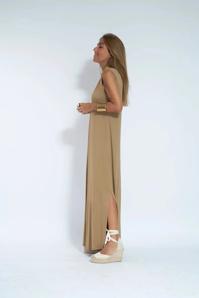 Zarelle | Flowing V-Neck Maxi Dress