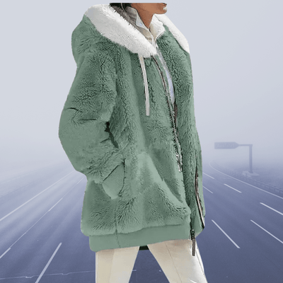 Plüschjacke mit Kapuze und Reißverschluss