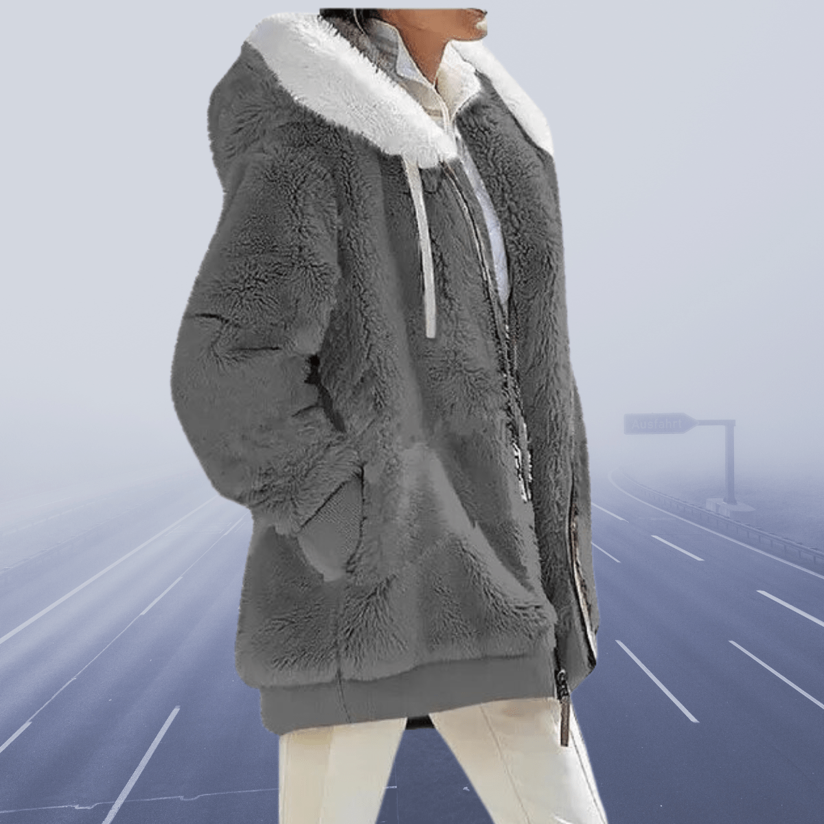 Plüschjacke mit Kapuze und Reißverschluss