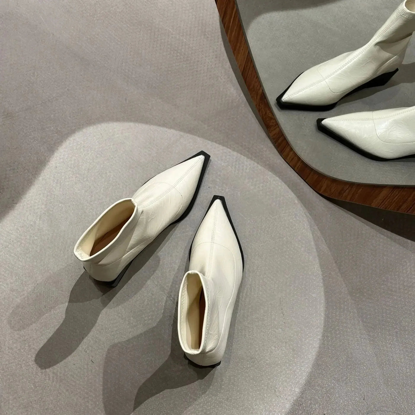 Beritha | Stilvolle spitze Stiefeletten