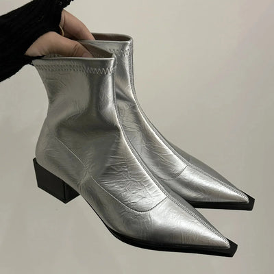 Beritha | Stilvolle spitze Stiefeletten