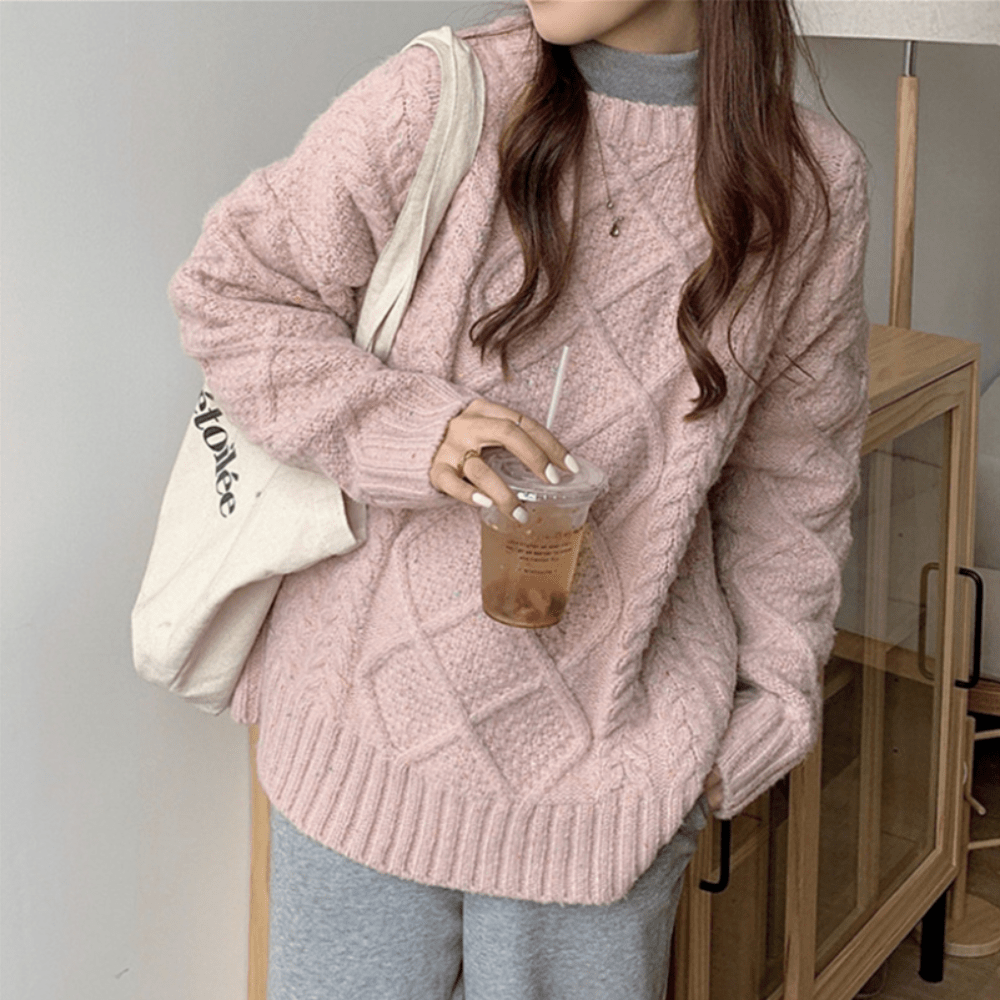 Magnolia | Kuscheliger Zopfmusterpullover