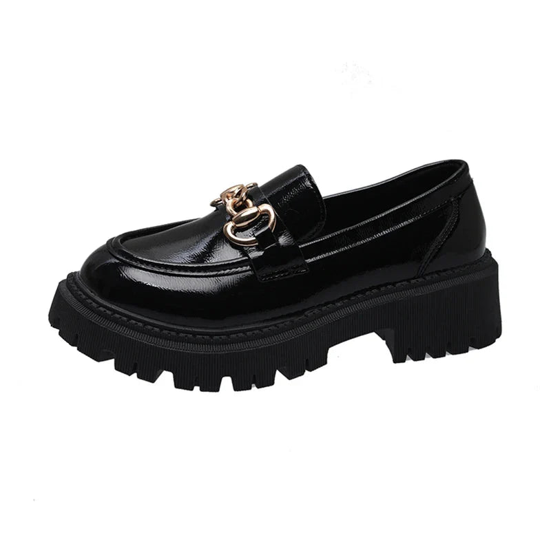 Galilea | Trendige Plateau-Loafer mit Ketten-Akzent