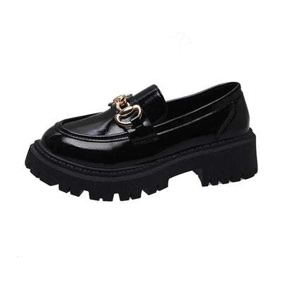 Galilea | Trendige Plateau-Loafer mit Ketten-Akzent