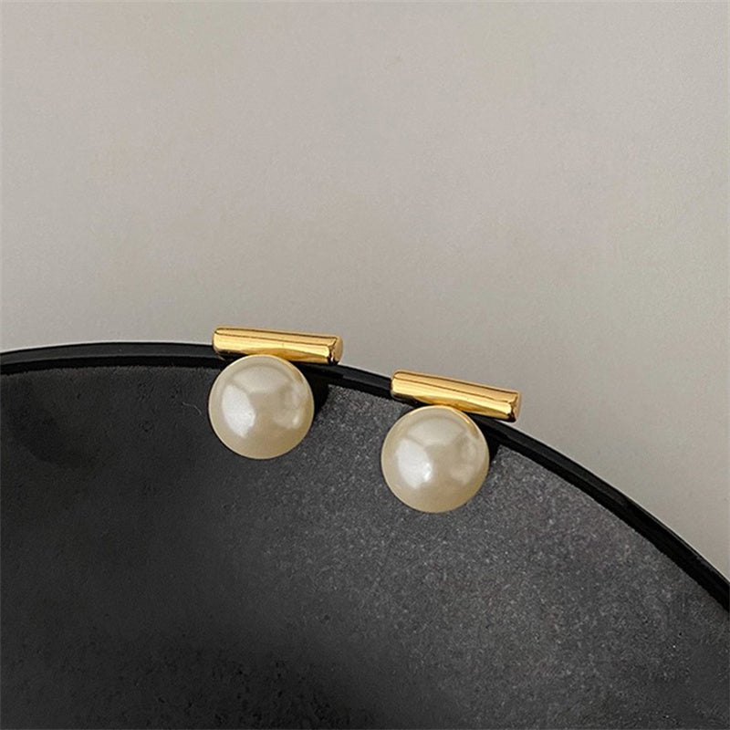 Juniva | Soft Pearl Glow Ohrring