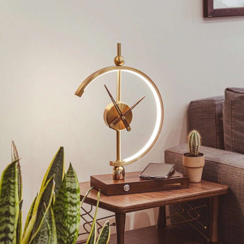 Phare | Retro-Inspired Clock Table Lamp