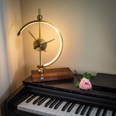 Phare | Retro-Inspired Clock Table Lamp