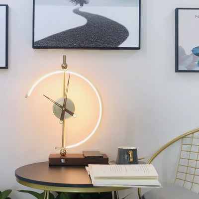 Phare | Retro-Inspired Clock Table Lamp