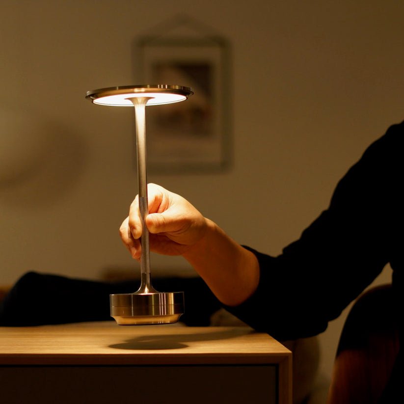 Minimalistische kabellose Tischlampe