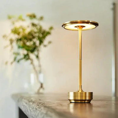 Minimalistische kabellose Tischlampe