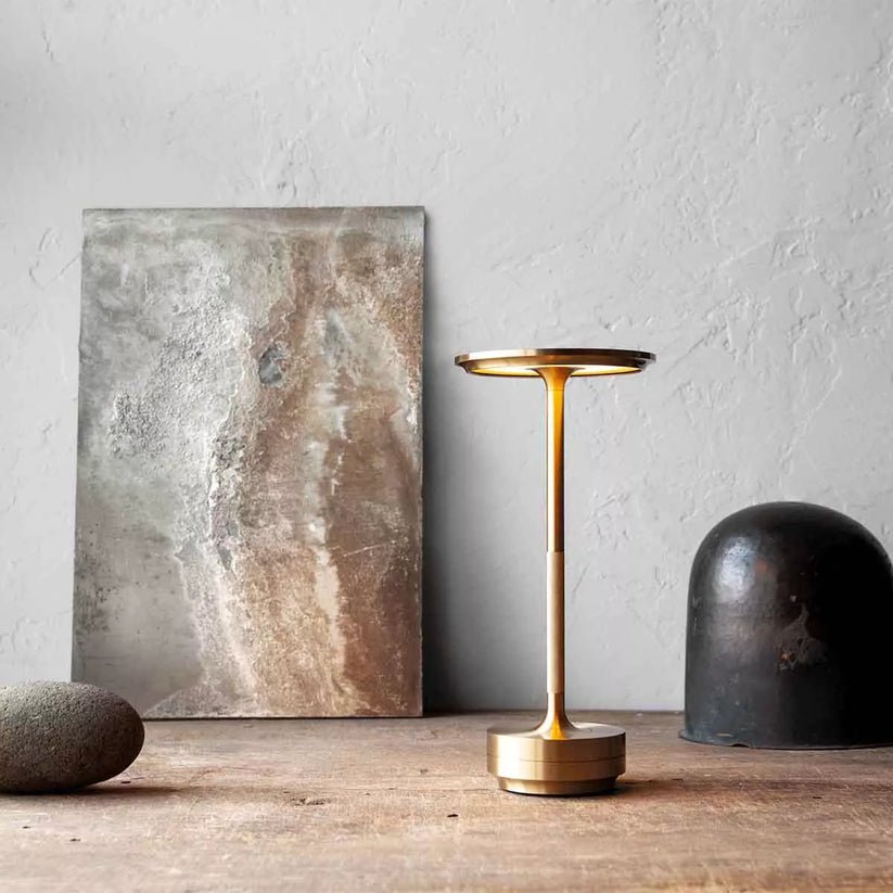 Minimalistische kabellose Tischlampe