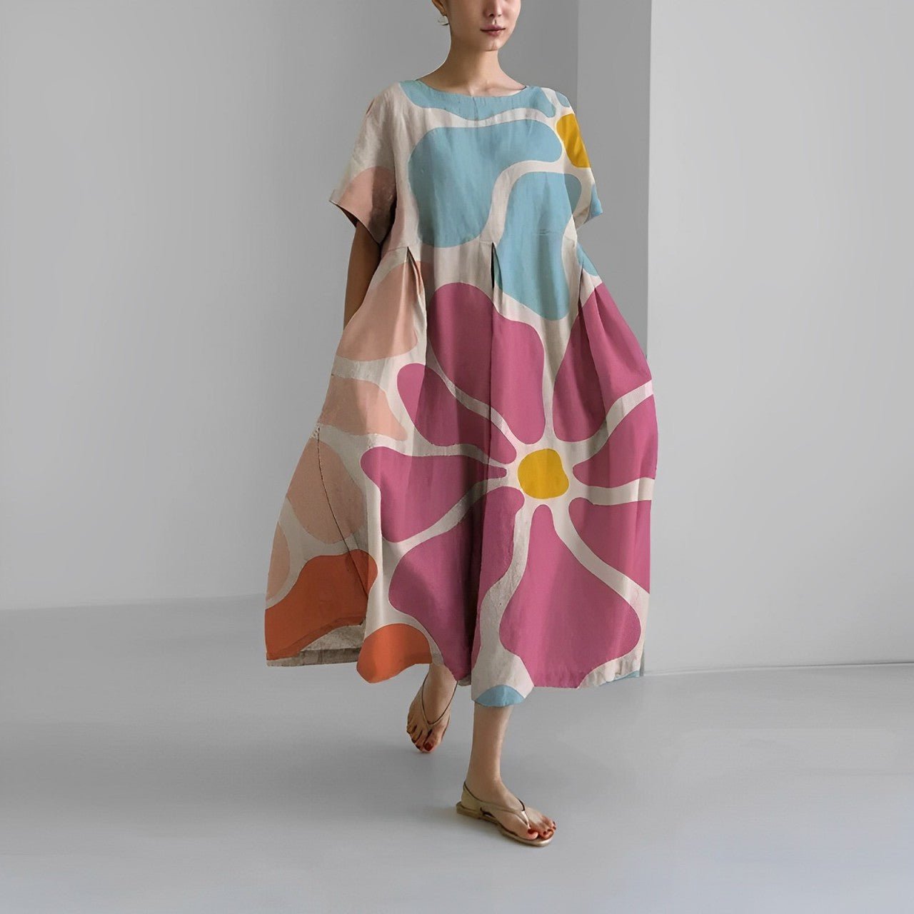 Judith | Locker geschnittenes Blumenkleid