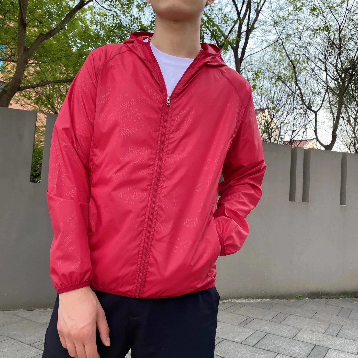 Leichte Windbreaker-Outdoorjacke