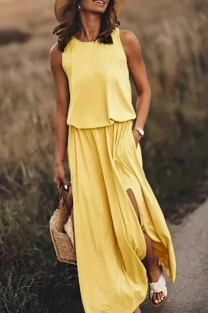 Thalea | Elegant Maxi Dress with Slit