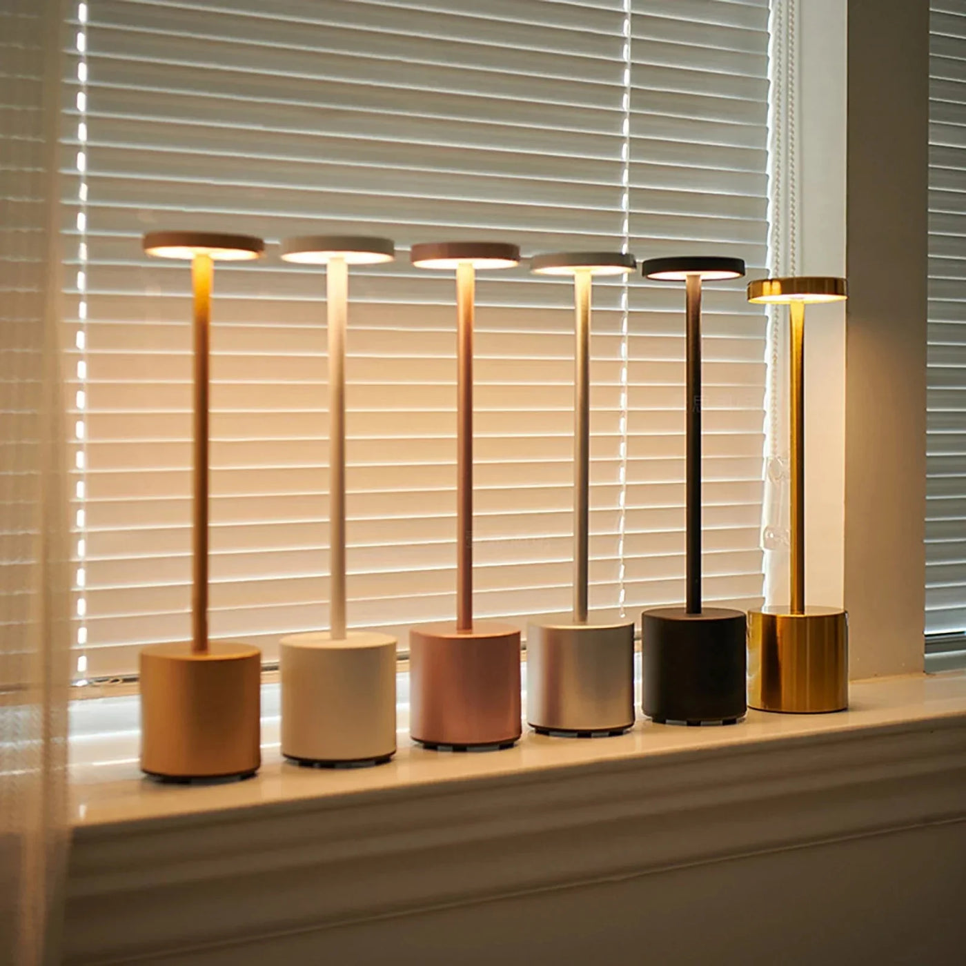 Glintora | Schlanke, moderne kabellose Touch-Lampe