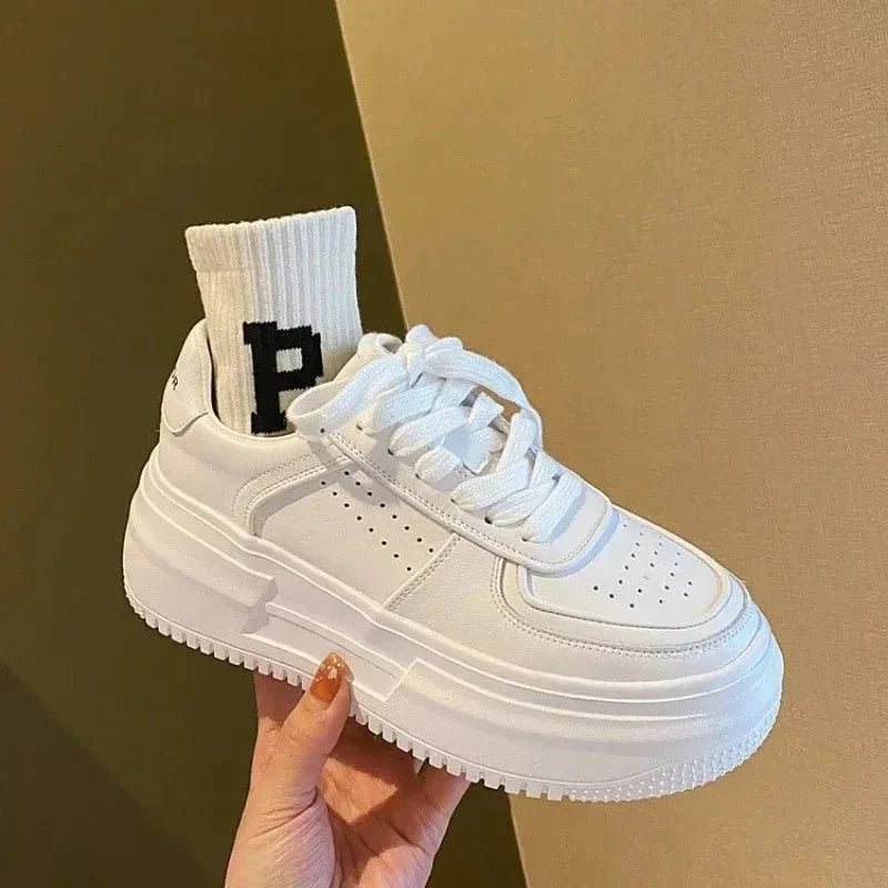Zephanie | Minimalistische Chunky Sneakers