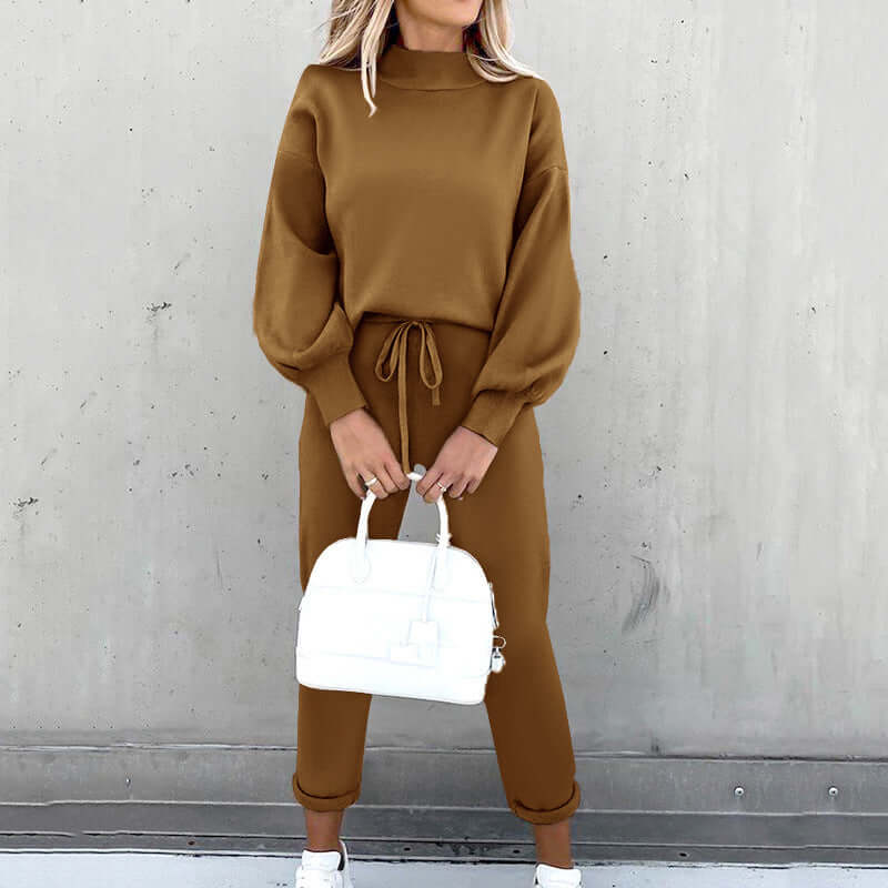 Eliana | Set aus Pullover und Hose mit hohem Kragen
